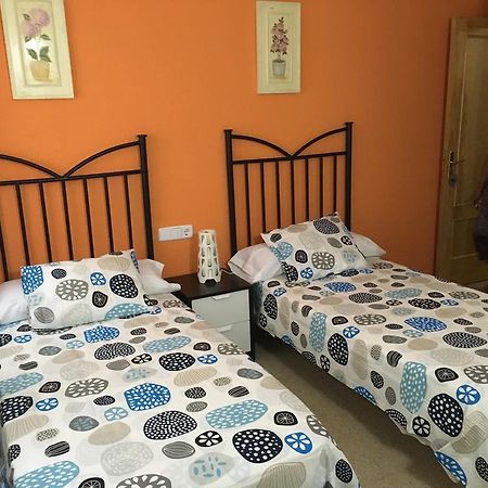 Hostal Tres Cantos Zewnętrze zdjęcie