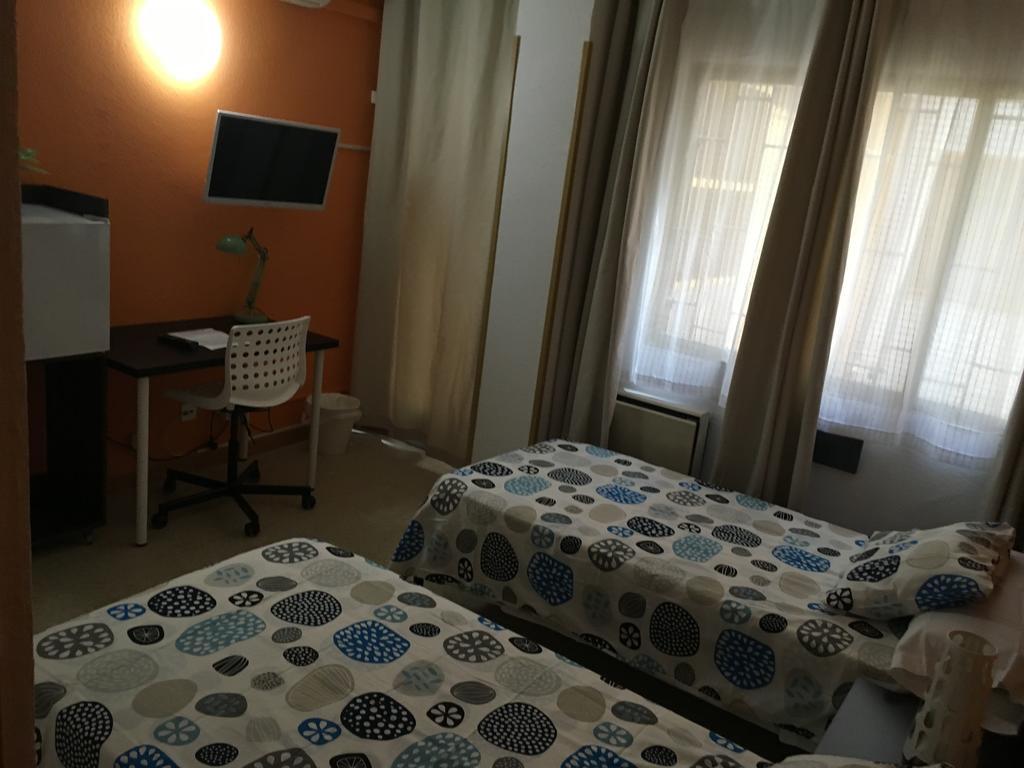 Hostal Tres Cantos Zewnętrze zdjęcie